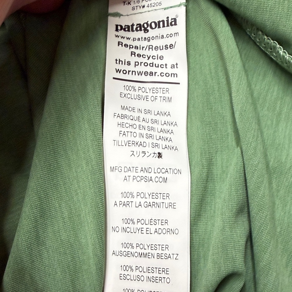 Patagonia Women's Green Long Sleeve Tee - Picture 7 of 8